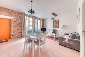 GuestReady - Rustic Charm in the Heart of Vieux Lyon, Lyon
